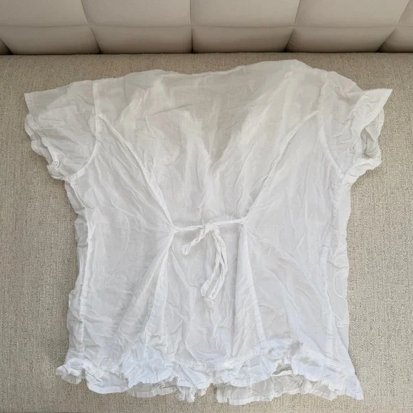 Vintage White Embroidered Blouse - Picture 2 of 3